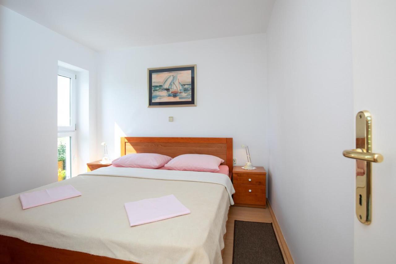 Apartmani "Ruza" Porat  Eksteriør bilde